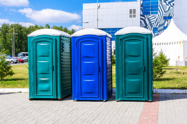 Best Standard Portable Toilet Rental  in Oakton, VA